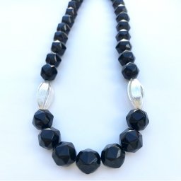 Colliers Schwarz